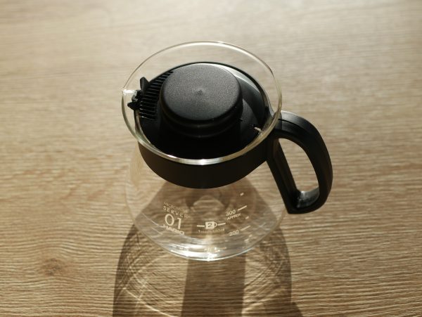Serwer Hario V60-01. Mały dzbanek do kawy.